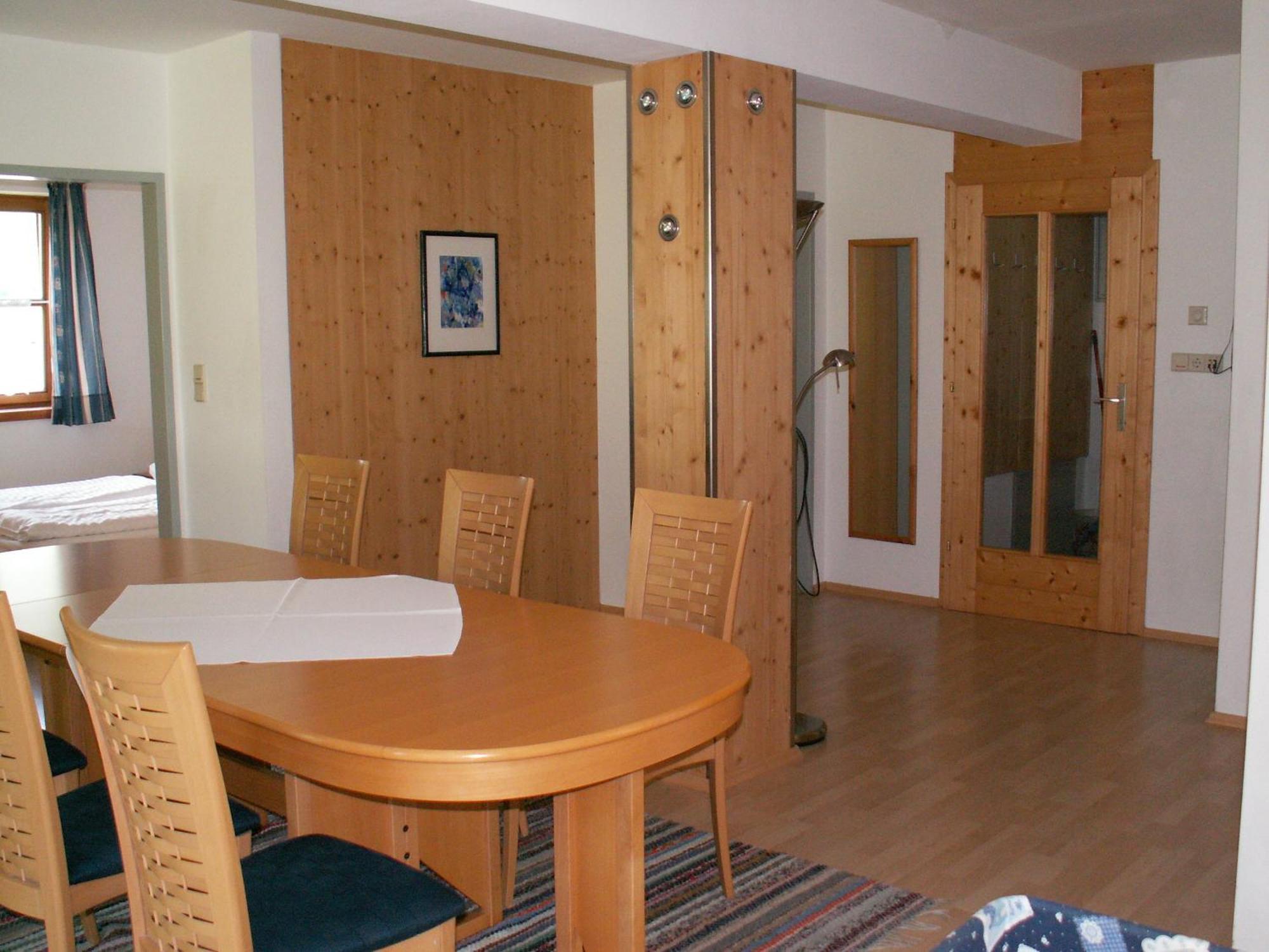 Apartamento Haus Im Turm Bad Kleinkirchheim Exterior foto